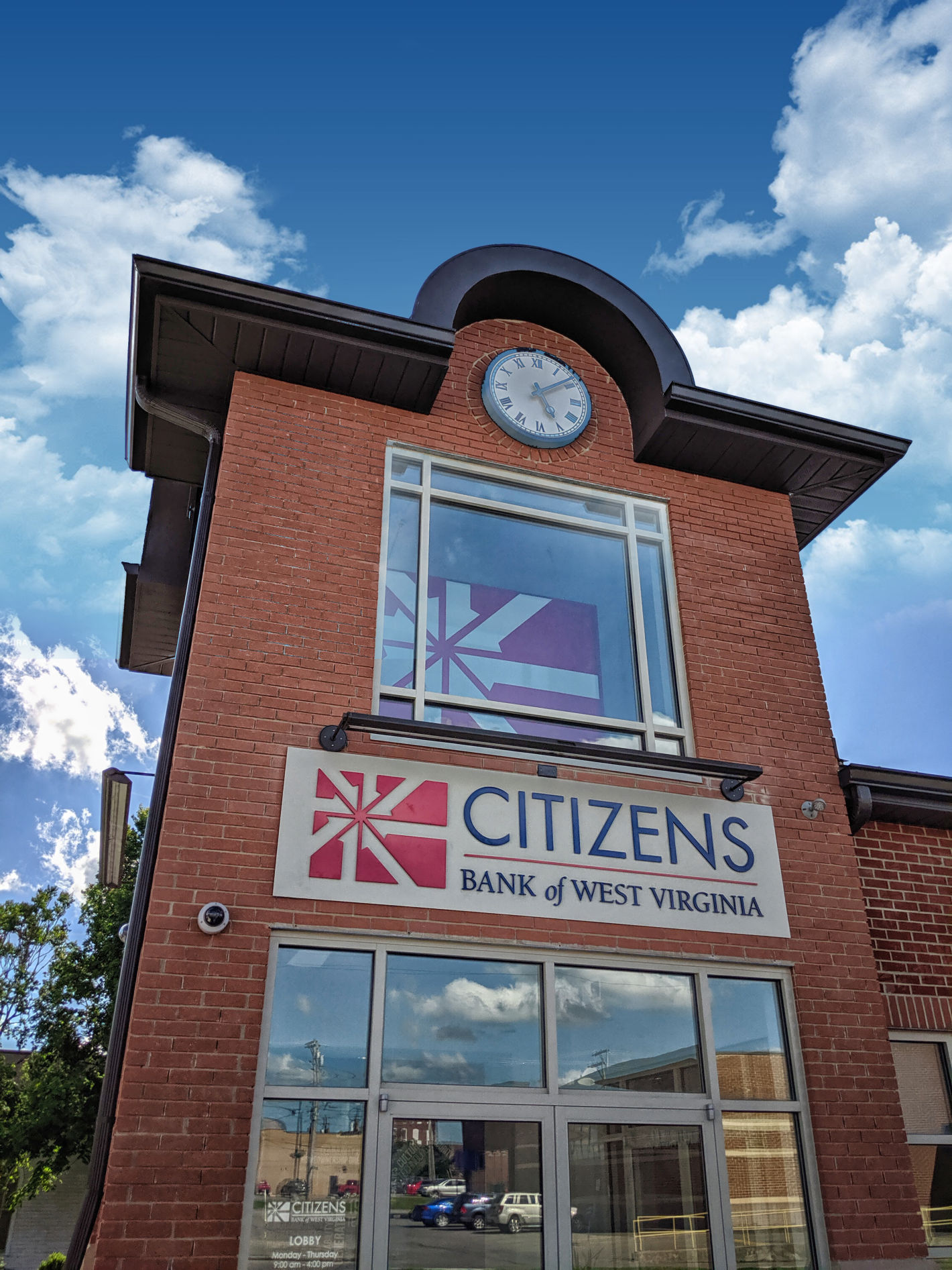 citizens bank 5th and godfrey